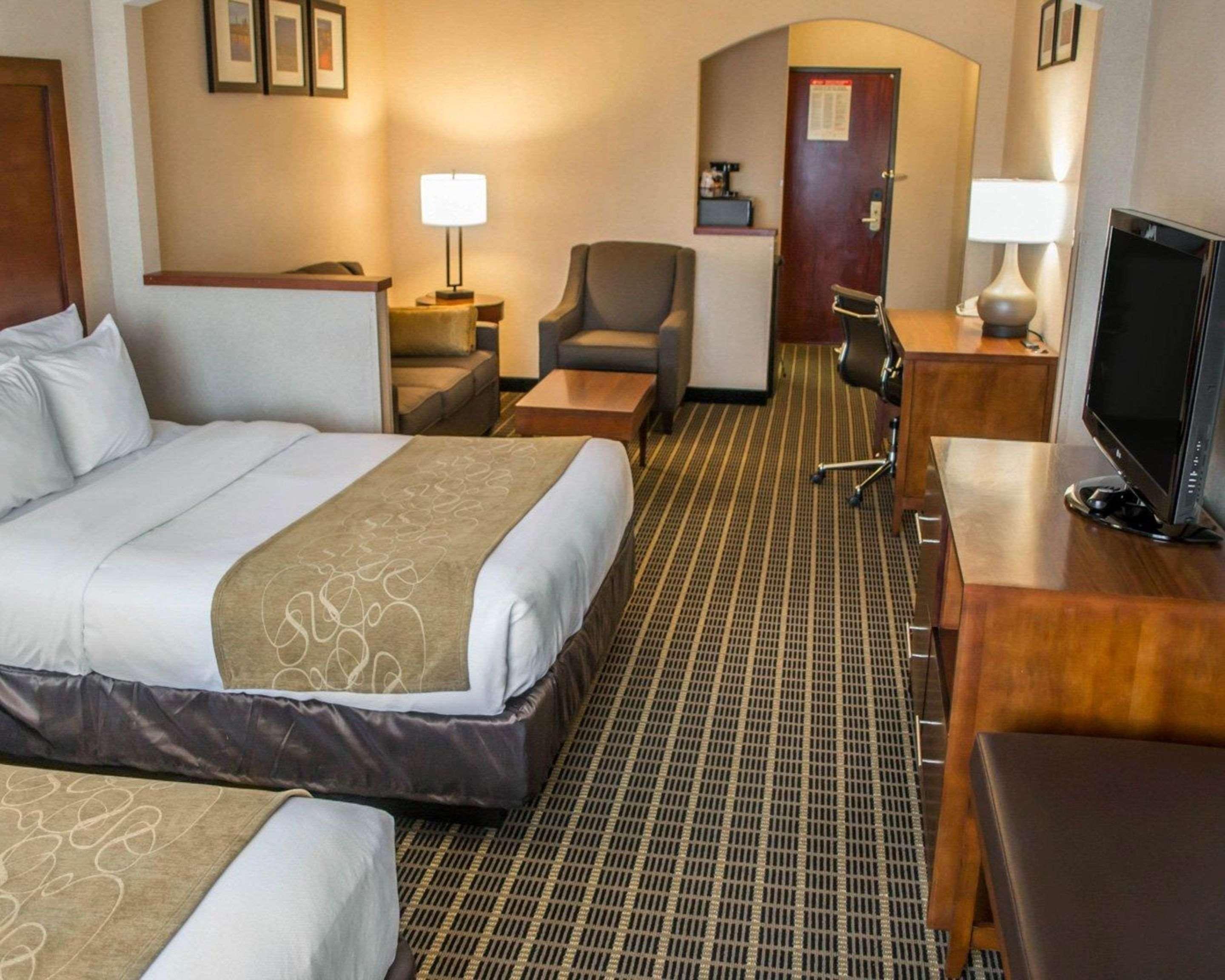 Comfort Suites Portland Southwest Kültér fotó